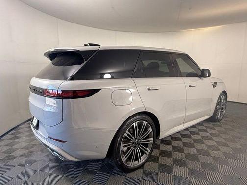 2025 Land Rover Range Rover Sport P530 Dynamic SE