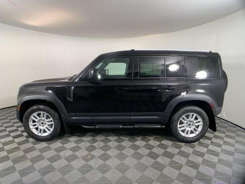 2025 Land Rover Defender P400 S