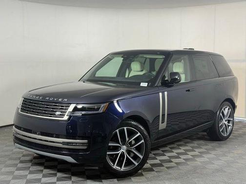2025 Land Rover Range Rover P400 SE