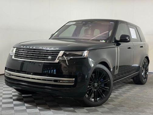 2023 Land Rover Range Rover P530 SE