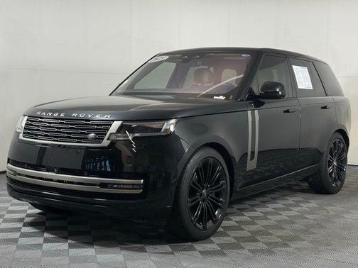 2023 Land Rover Range Rover P530 SE