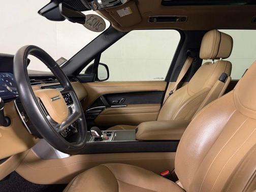 2023 Land Rover Range Rover P530 SE