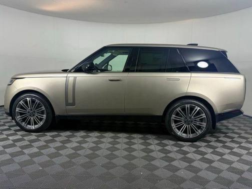 2025 Land Rover Range Rover P400 SE