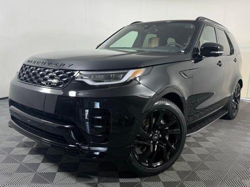 2025 Land Rover Discovery P300 Dynamic SE