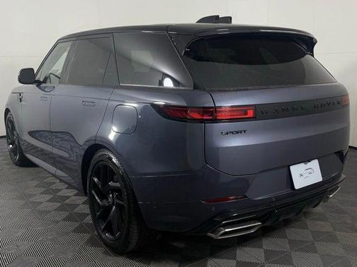 2025 Land Rover Range Rover Sport P460 Dynamic SE