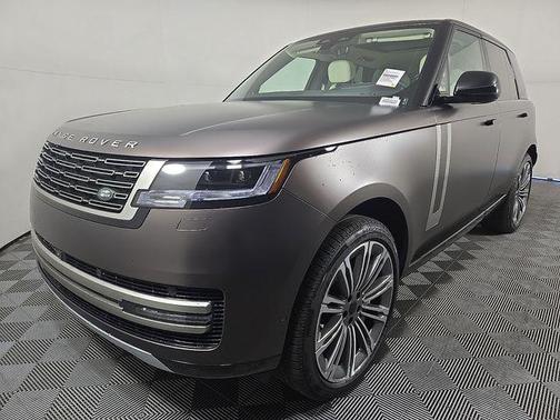 2026 Land Rover Range Rover P530 SE