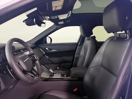 2026 Land Rover Range Rover Velar P250 Dynamic SE