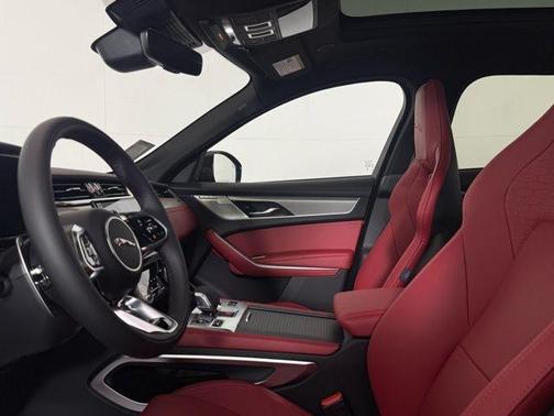 2026 Jaguar F-PACE P250 R-Dynamic S