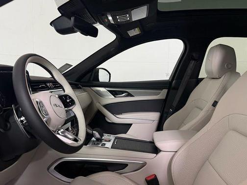 2026 Jaguar F-PACE P250 R-Dynamic S