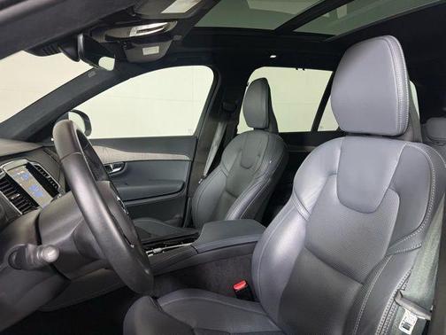 2023 Volvo XC90 B6 Ultimate 7-Seater