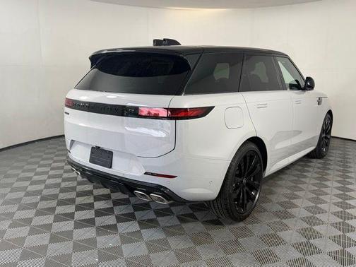 2025 Land Rover Range Rover Sport P530 Dynamic SE