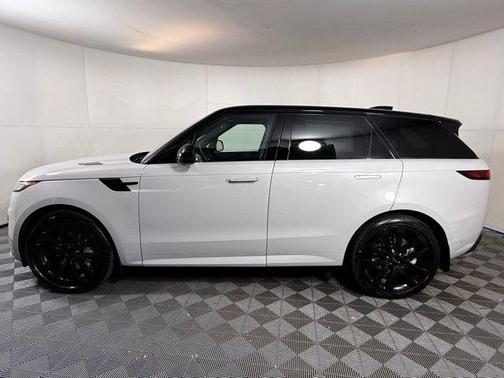 2025 Land Rover Range Rover Sport P530 Dynamic SE