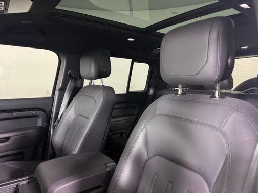 2024 Land Rover Defender P400 X