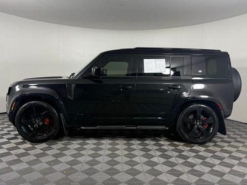2024 Land Rover Defender P400 X