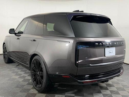 2023 Land Rover Range Rover Autobiography