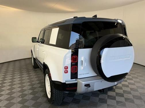 2025 Land Rover Defender P300