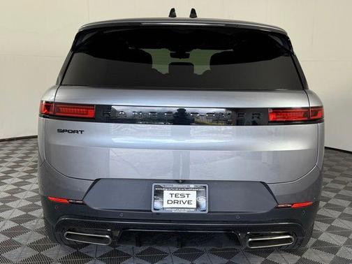 2025 Land Rover Range Rover Sport P360 SE