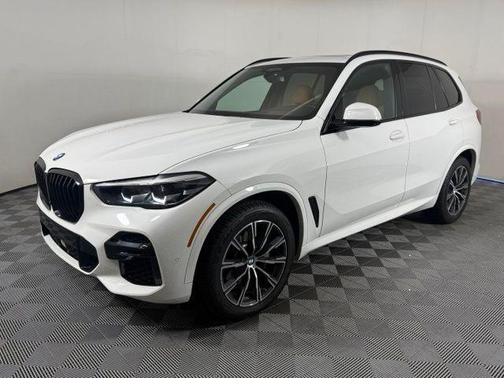 Alpine White 2023 BMW X5 xDrive40i