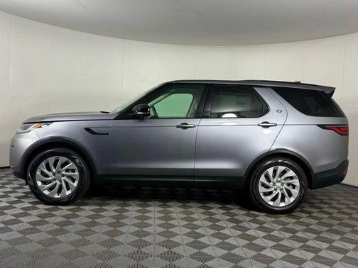 2025 Land Rover Discovery P300 S