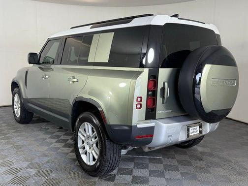 2025 Land Rover Defender P300