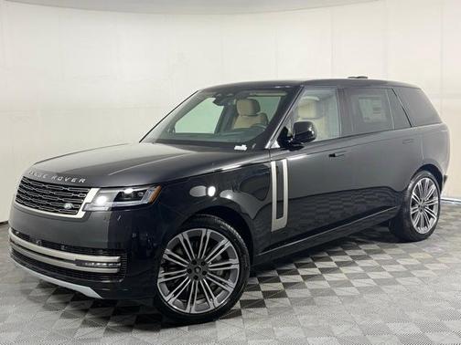2025 Land Rover Range Rover P530 SE 7 Seat