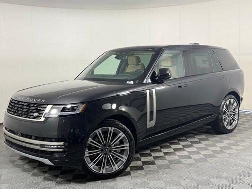 2025 Land Rover Range Rover P530 SE 7 Seat