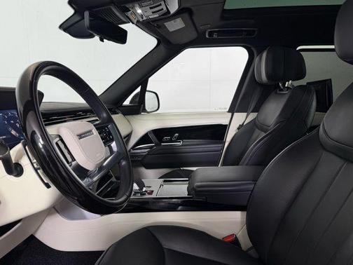 2024 Land Rover Range Rover P530 Autobiography