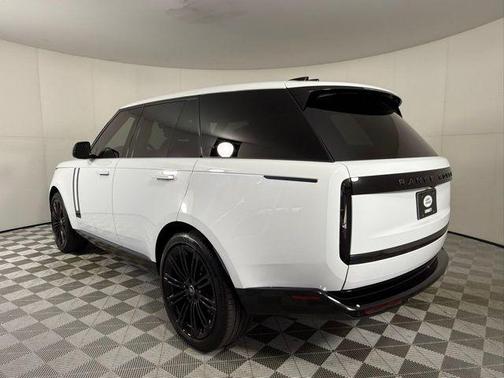 2025 Land Rover Range Rover P530 Autobiography