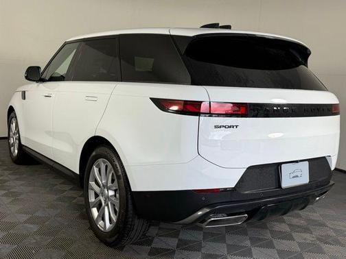 2025 Land Rover Range Rover Sport P360 SE