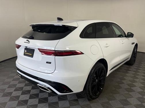 2026 Jaguar F-PACE P400 R-Dynamic S