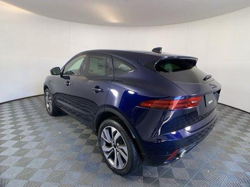 2024 Jaguar E-PACE P250 R-Dynamic SE