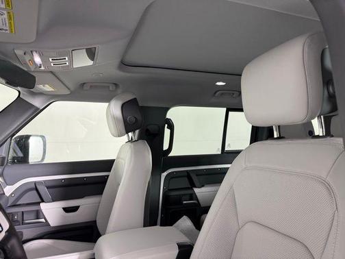 2026 Land Rover Defender S