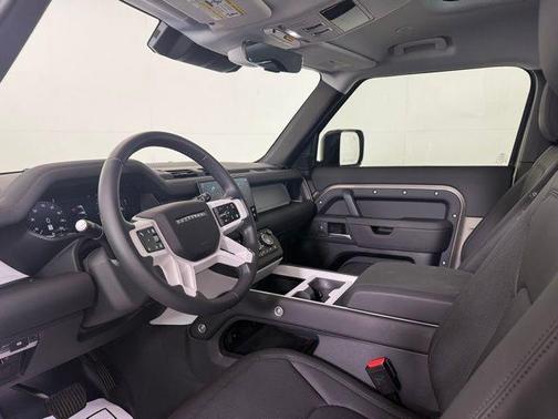 2025 Land Rover Defender P300 S