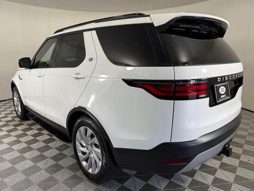 2025 Land Rover Discovery P300 S