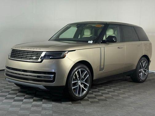 2025 Land Rover Range Rover P550e SE