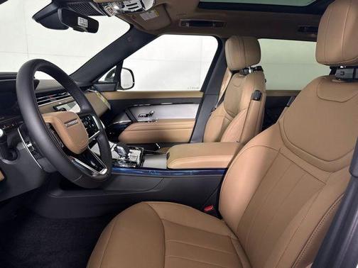 2025 Land Rover Range Rover Sport P360 SE