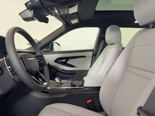 Fuji White 2026 Land Rover Range Rover Evoque Core S