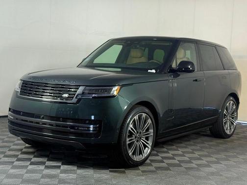 2025 Land Rover Range Rover P530 SE