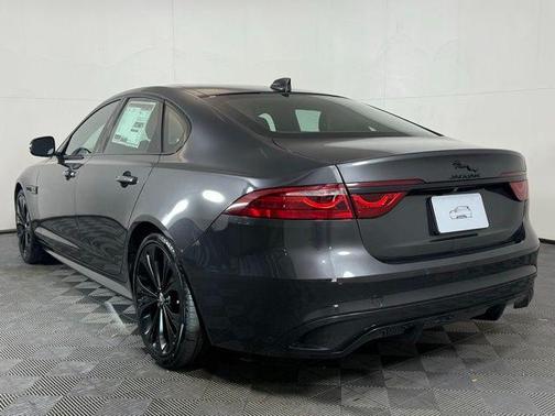 2024 Jaguar XF R-Dynamic SE