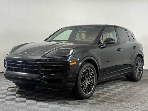 2024 Porsche Cayenne Base