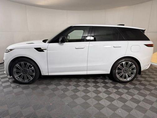 2025 Land Rover Range Rover Sport P460 Dynamic SE