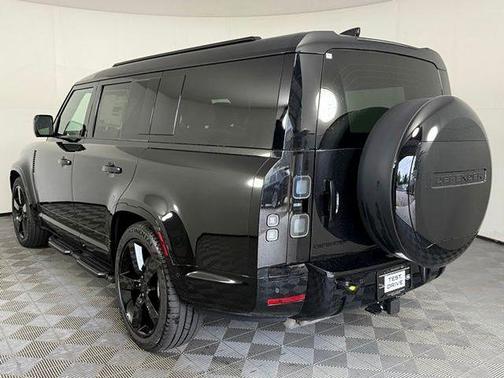 Santorini Black 2026 Land Rover Defender P400 X-Dynamic SE