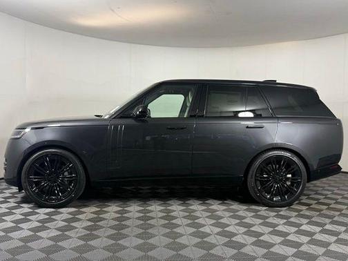 2026 Land Rover Range Rover P400 SE