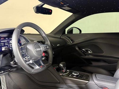 2022 Audi R8 5.2 V10 performance