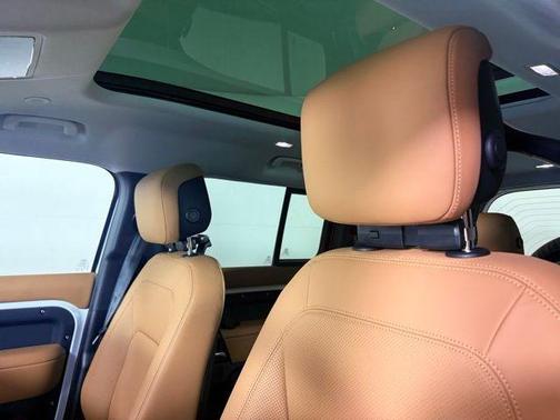 2025 Land Rover Defender P400 S