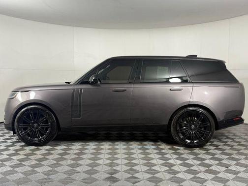 2024 Land Rover Range Rover P530 SE