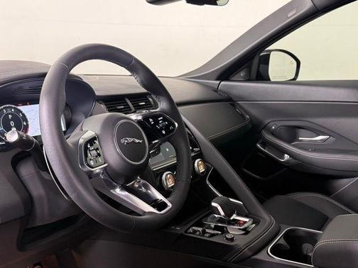 2024 Jaguar E-PACE P250 R-Dynamic SE