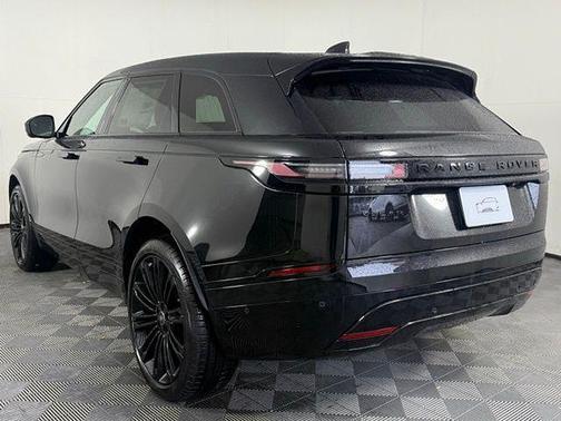2026 Land Rover Range Rover Velar P400 Dynamic SE