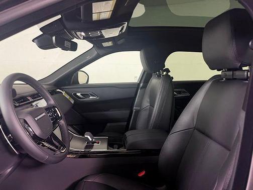 2026 Land Rover Range Rover Velar P250 Dynamic SE