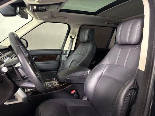 2020 Land Rover Range Rover P525 HSE LWB